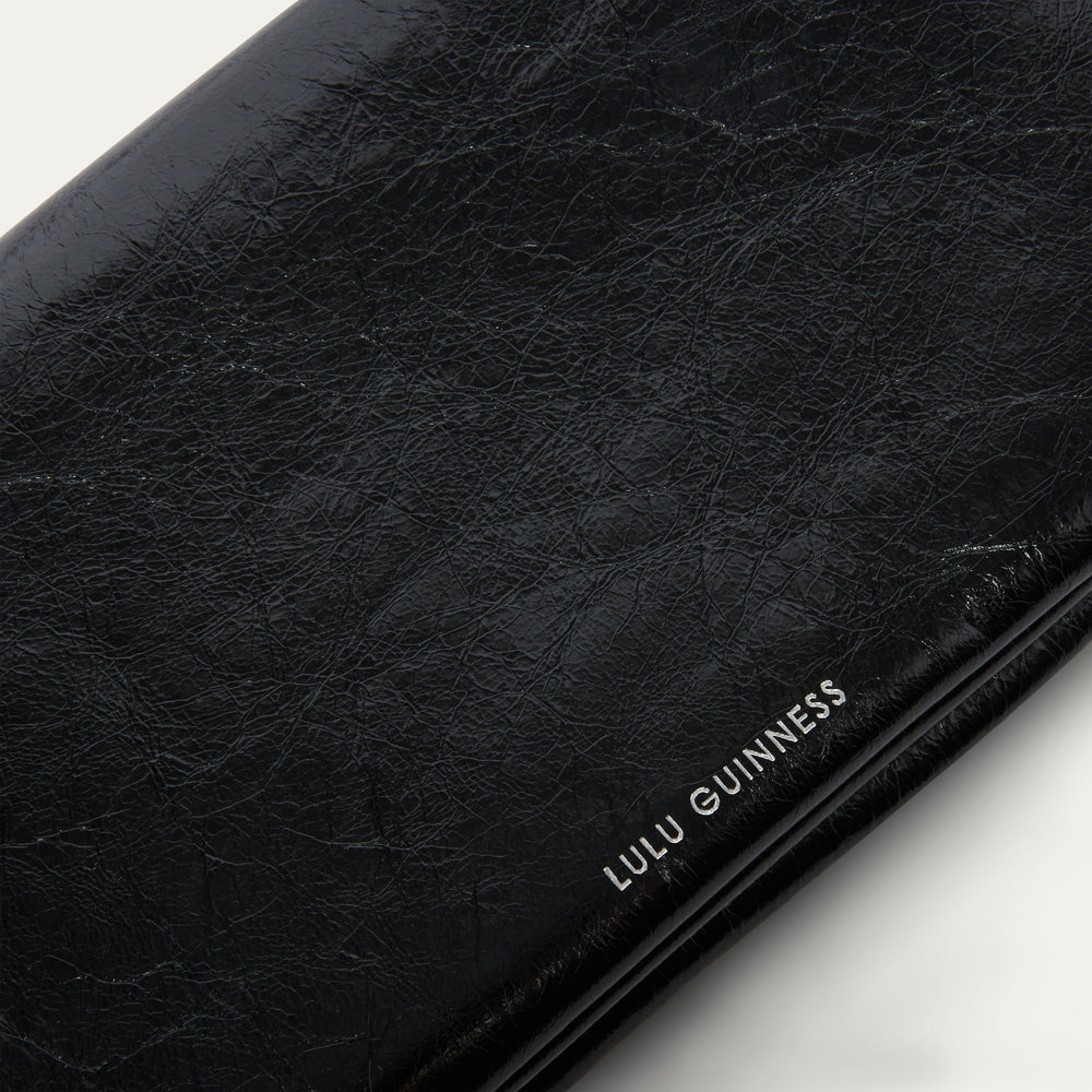 【ルルギネス】リップクラッチ　蛇革 Black Leather Surrealist Lips Clutch | Lulu Guinness