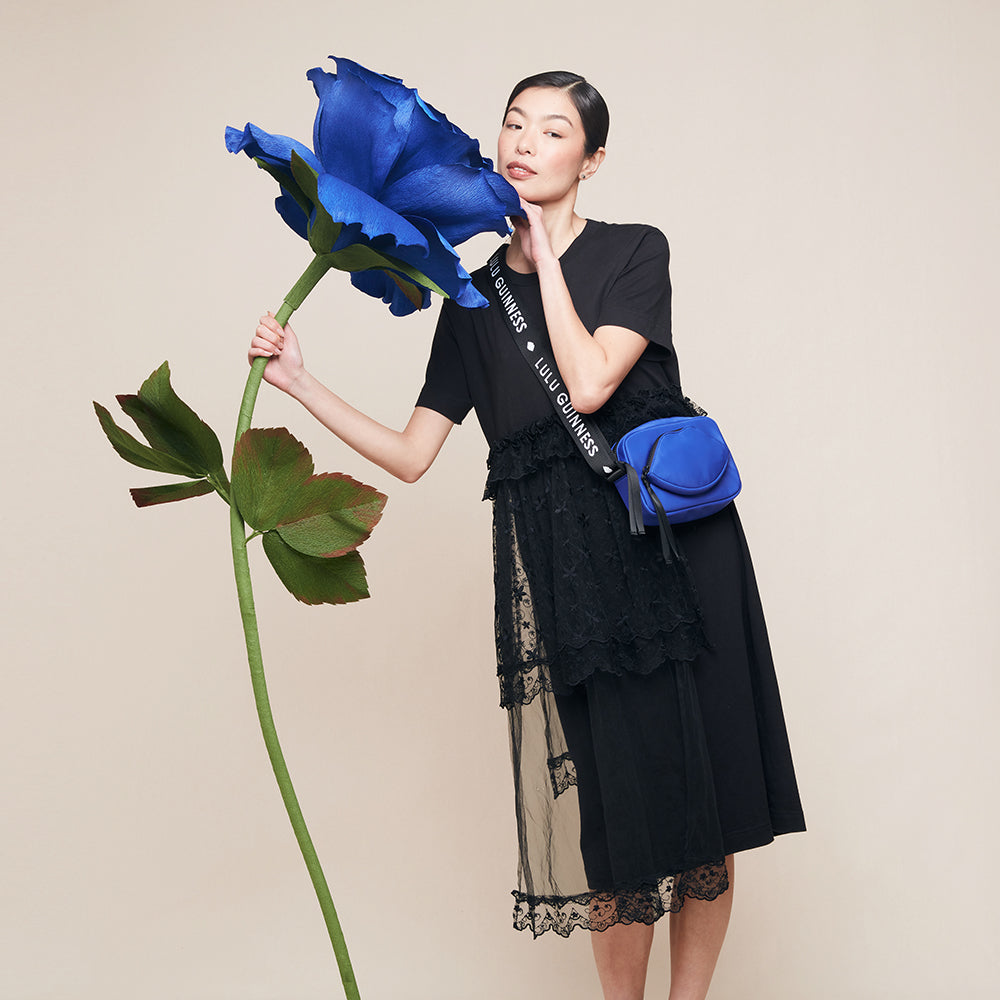 Black Leah Wallet | Designer Accessories | Lulu Guinness