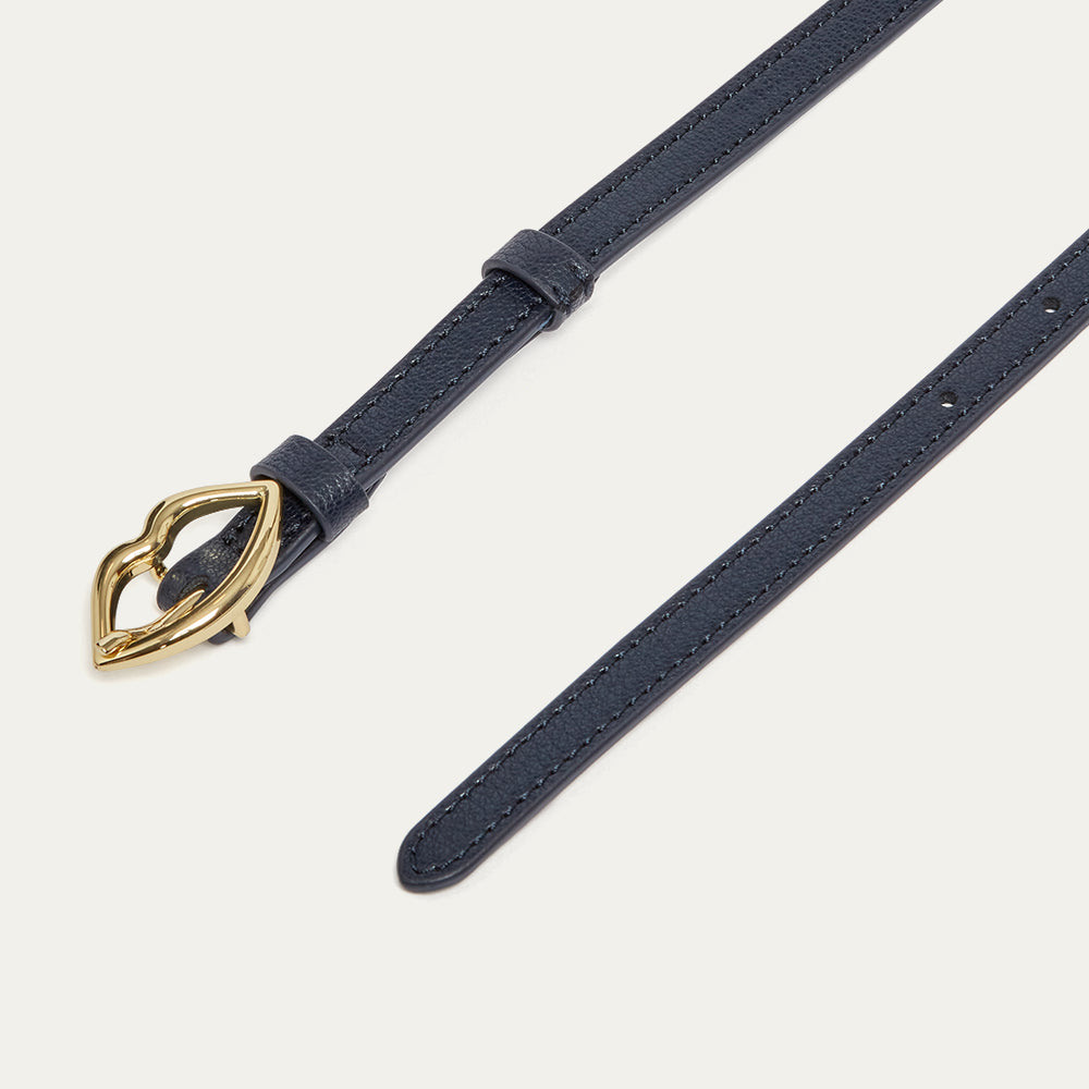NAVY LIP BUCKLE BELT & FLURRY OF KISSES TOTE BAG