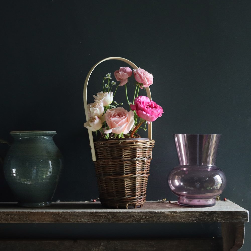 THE LIVING ROSE BASKET